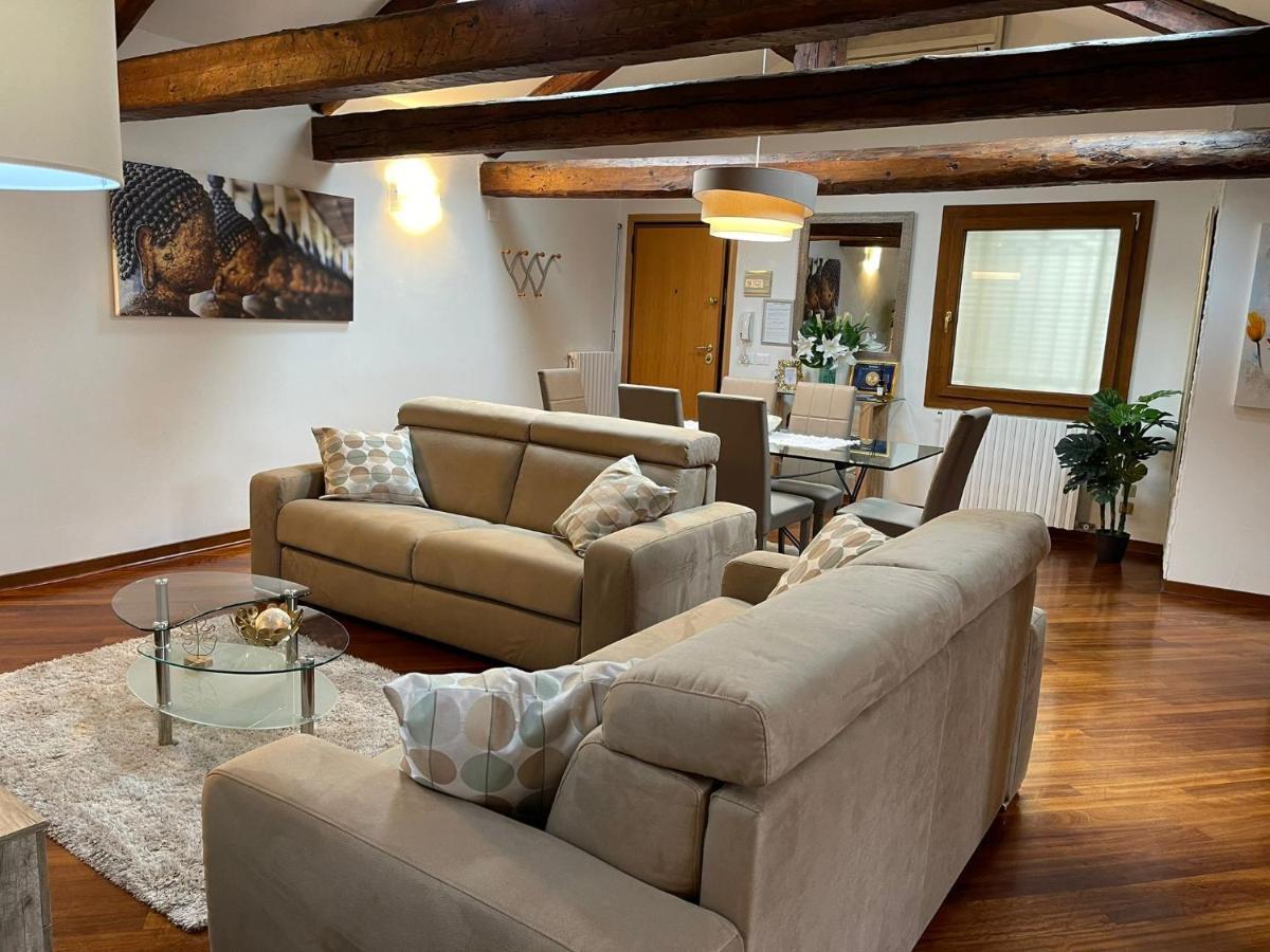 Casa Jaqueline Apartment